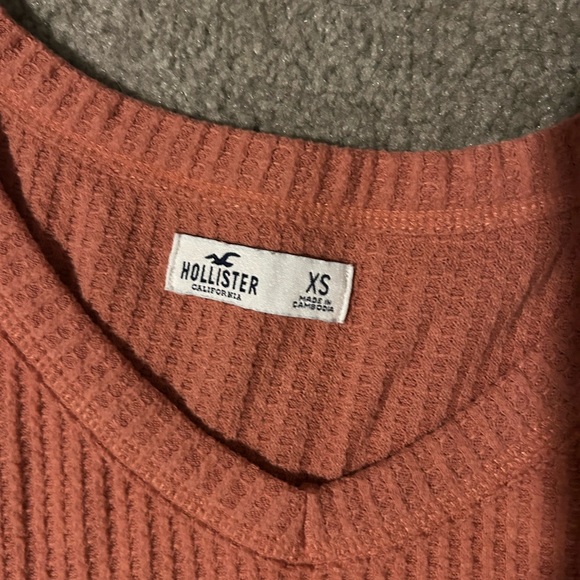 Hollister Ribbed Knit Top - Picture 2 of 2